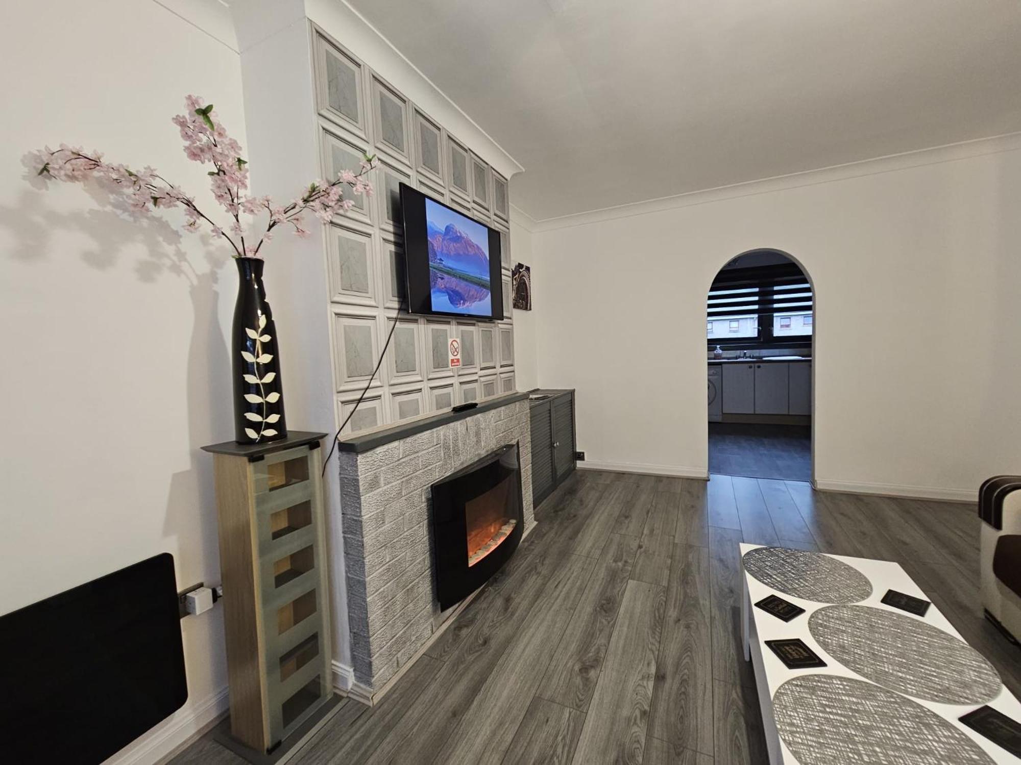 Regina Apartment In Φορτ Γουίλιαμ Εξωτερικό φωτογραφία