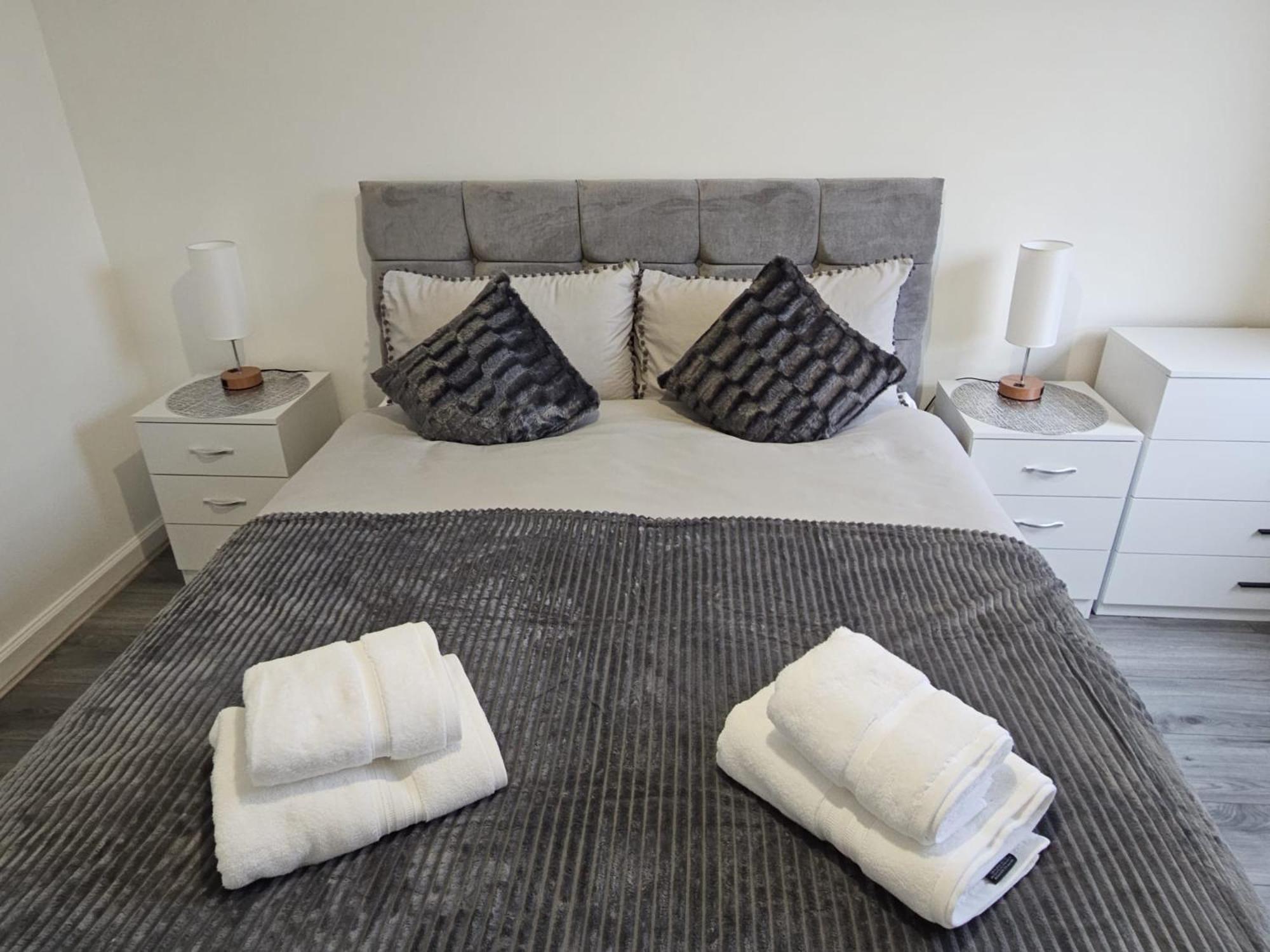 Regina Apartment In Φορτ Γουίλιαμ Εξωτερικό φωτογραφία