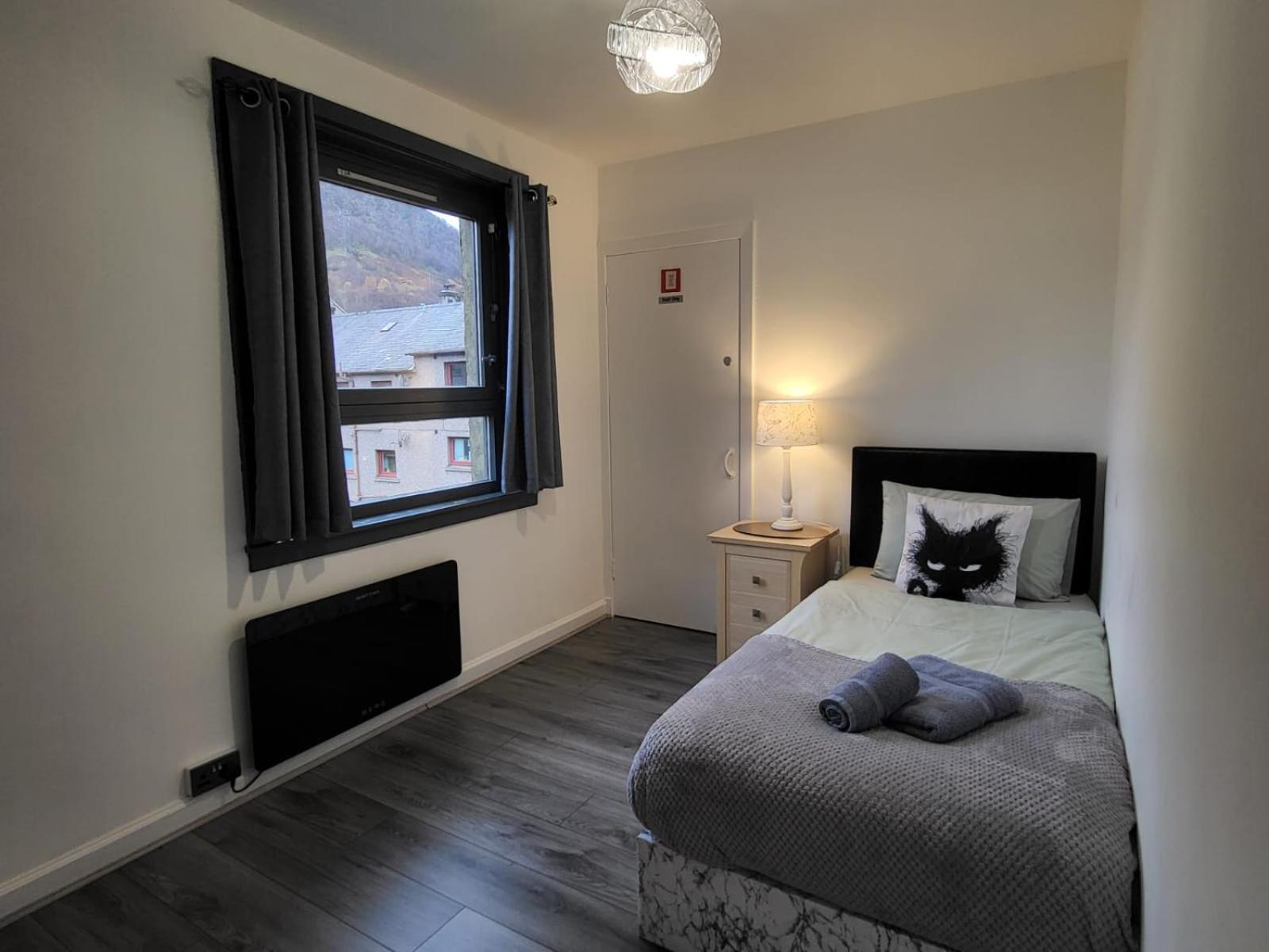 Regina Apartment In Φορτ Γουίλιαμ Εξωτερικό φωτογραφία